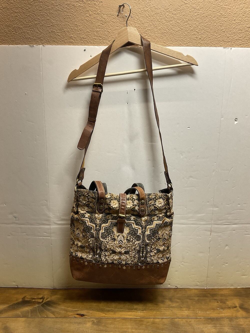 Patricia Nash Italian Folklore Perugia Tote Tapestry Leather Trim Tote Bag purse